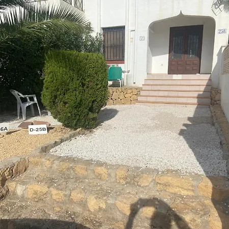 Apartmaento Con Jardin Y Piscina Apartment