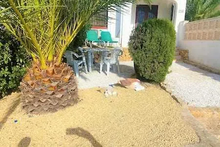 アパート Con Jardin, Piscina Y Parking